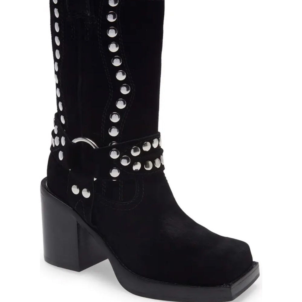 Juvenile Stud Western Boot
JEFFREY CAMPBELL
